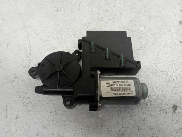 MOTEUR LEVE VITRE VW POLO 9N/9N3 - Vue 1